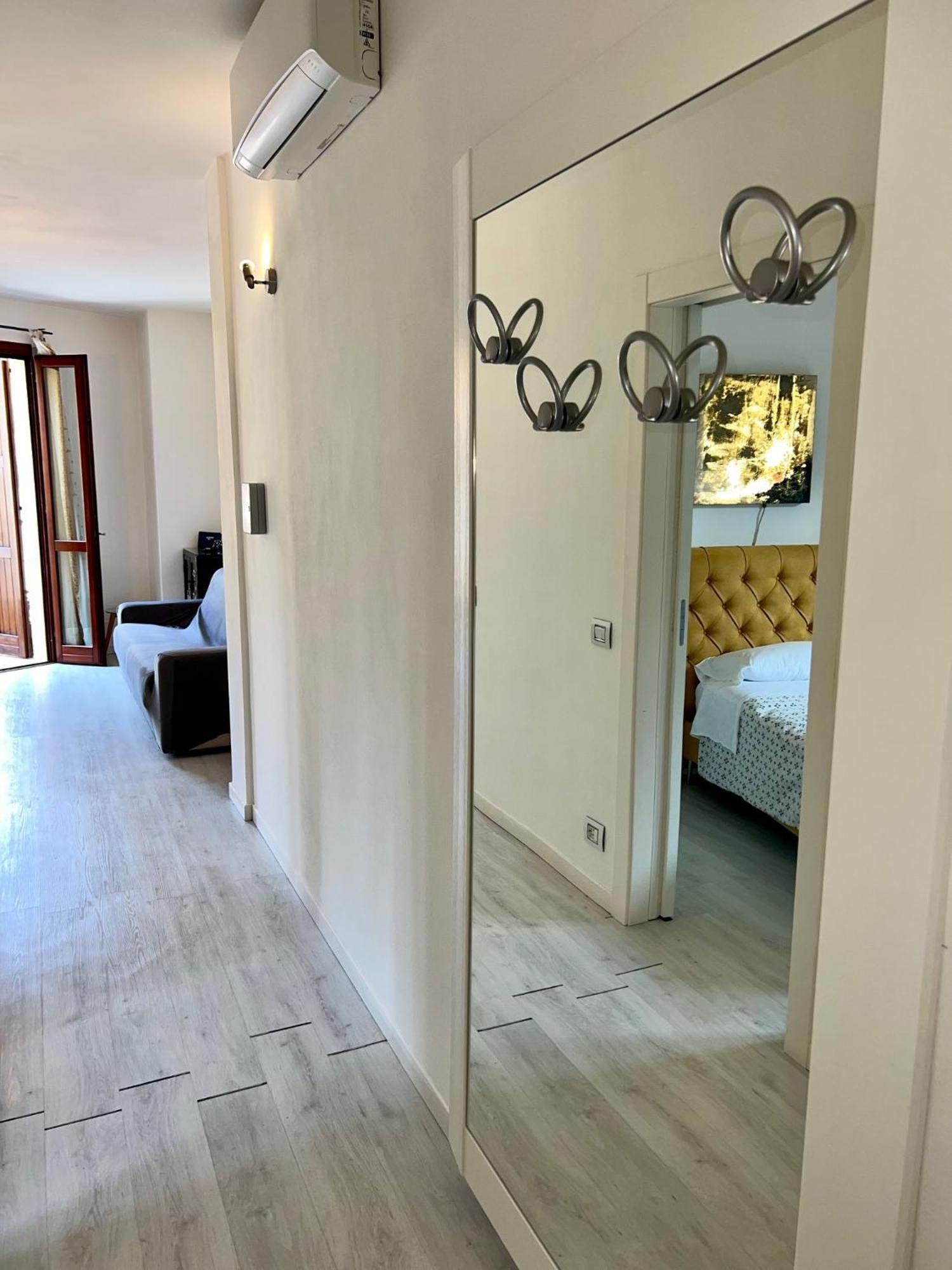 Appartamento Al Castello Padenghe sul Garda Exterior photo