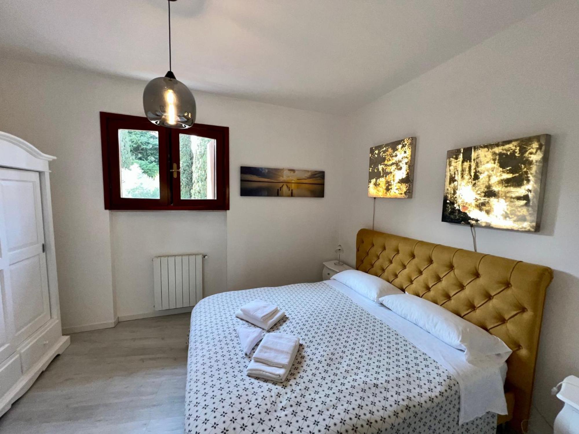 Appartamento Al Castello Padenghe sul Garda Exterior photo